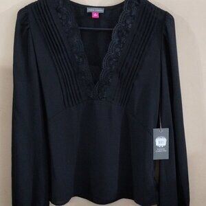 Vince Camuto Top Blouse Womens Size S brand new